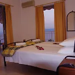Rodon Πανσιόν 3*