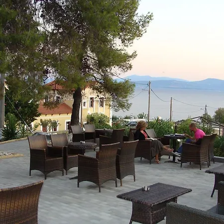 Rodon Guest house 3*