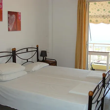 Guest house Rodon 3*